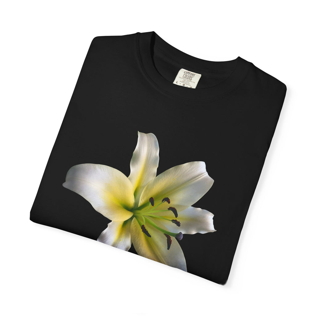 Nature's Paradise - Black